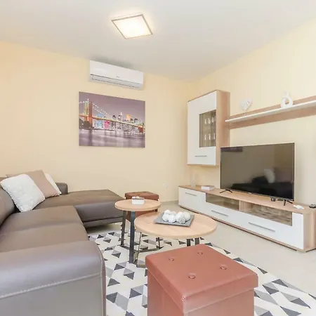 Luxury And Sea View Apartment Brodarica (Sibenik-Knin)