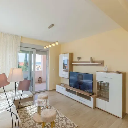 Luxury And Sea View