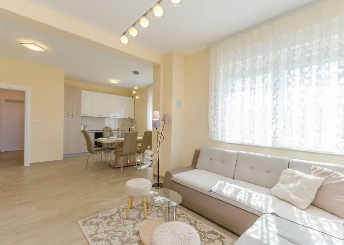 דירה Luxury And Sea View ברודאריצה